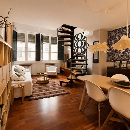 Sleep & Duplex Barri Vell 지로나