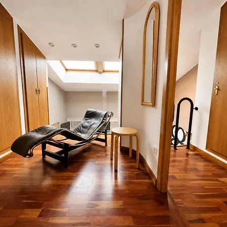 아파트 Sleep & Duplex Barri Vell 지로나