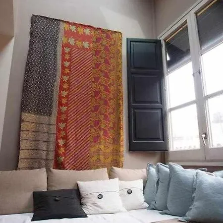 Sleep & Duplex Barri Vell Apartman *